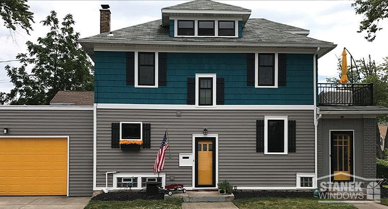 House with Stanek Black Window Frames